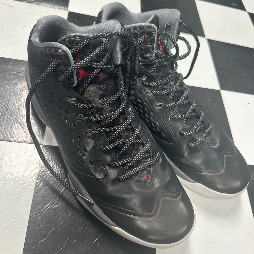Nike Jordan Rising High black basketball shoes size men’s 12